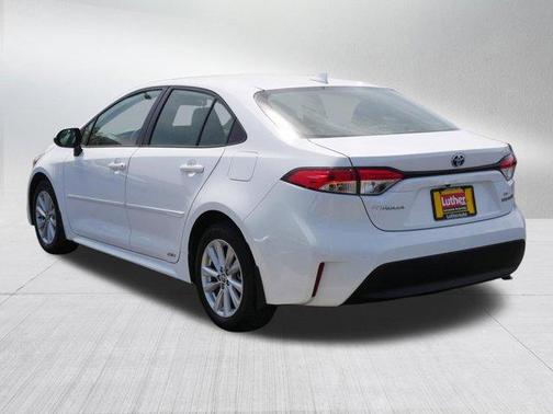 Ice 2023 Toyota Corolla Hybrid LE
