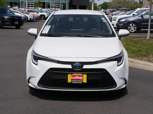 Ice 2023 Toyota Corolla Hybrid LE