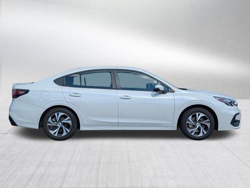 Crystal White Pearl 2025 Subaru Legacy Premium