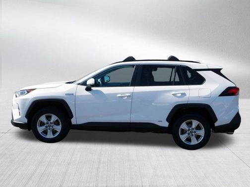 2020 Toyota RAV4 Hybrid XLE