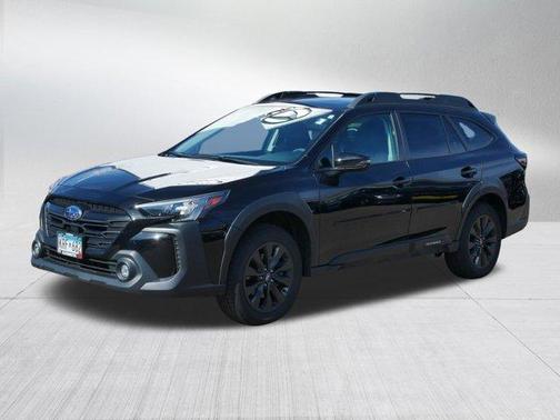 Crystal Black Silica 2023 Subaru Outback Onyx Edition