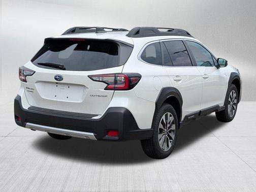 Crystal White Pearl 2025 Subaru Outback Limited
