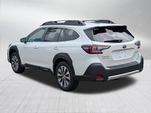 Crystal White Pearl 2025 Subaru Outback Limited