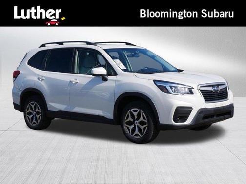 Crystal White Pearl 2019 Subaru Forester Premium