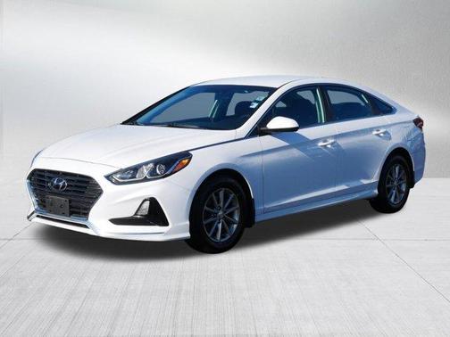 2018 Hyundai SONATA SE