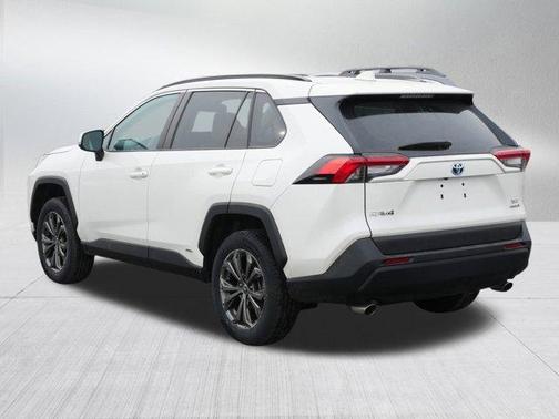 2022 Toyota RAV4 Hybrid XLE Premium