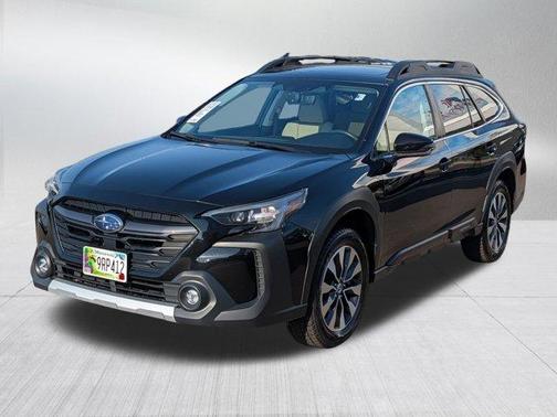 Crystal Black Silica 2023 Subaru Outback Limited
