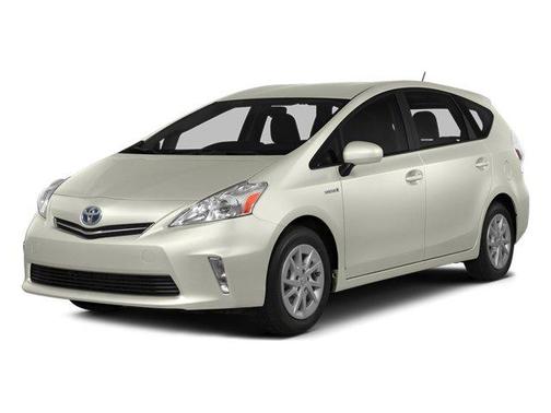 2014 Toyota Prius v Five