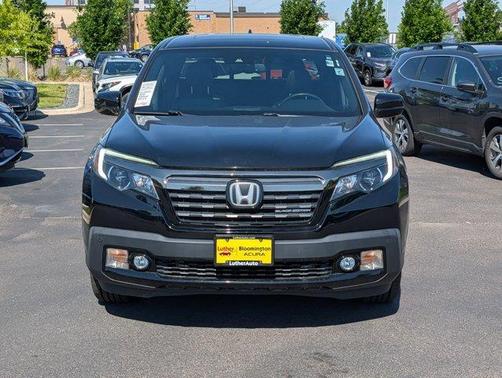 Crystal Black Pearl 2017 Honda Ridgeline Black Edition