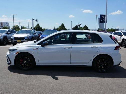 2022 Volkswagen Golf GTI 2.0T SE