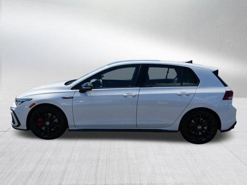 2022 Volkswagen Golf GTI 2.0T SE