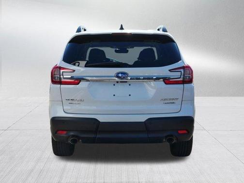 Crystal White Pearl 2023 Subaru Ascent Limited 7-Passenger
