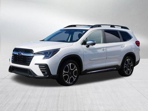 Crystal White Pearl 2023 Subaru Ascent Limited 7-Passenger