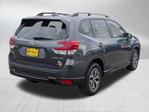 Magnetite Gray Metallic 2021 Subaru Forester Premium