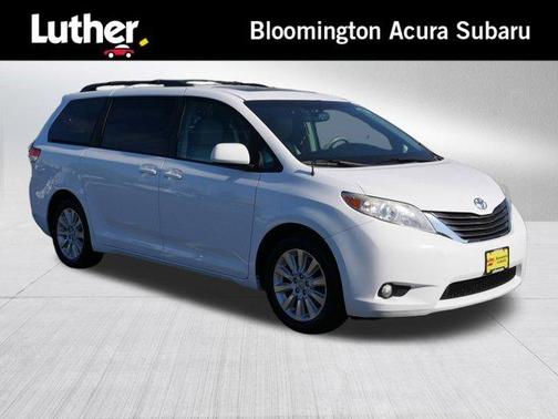 2012 Toyota Sienna XLE
