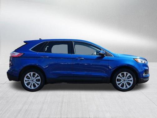 Atlas Blue Metallic 2021 Ford Edge Titanium