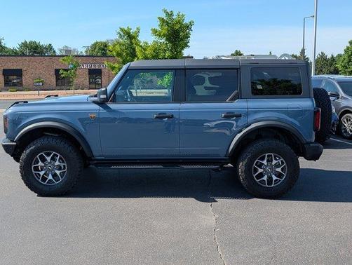 Azure Gray Metallic 2024 Ford Bronco Badlands
