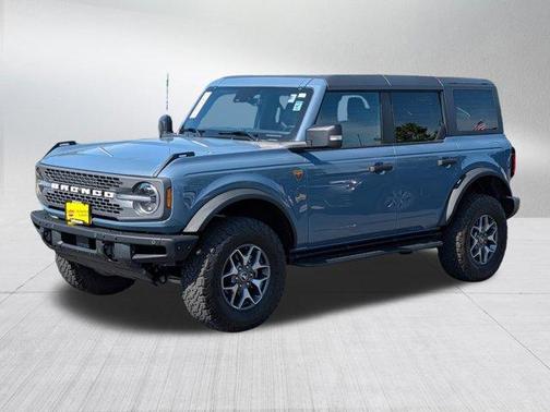 Azure Gray Metallic 2024 Ford Bronco Badlands