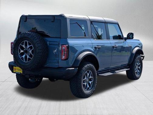 Azure Gray Metallic 2024 Ford Bronco Badlands