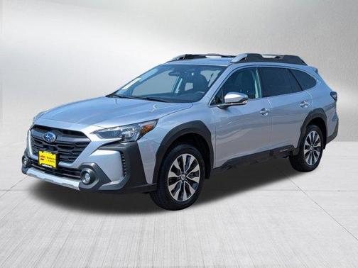 Ice Silver Metallic 2025 Subaru Outback Touring XT