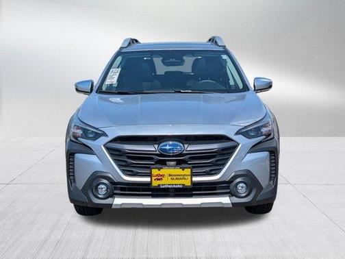 Ice Silver Metallic 2025 Subaru Outback Touring XT