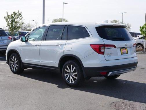 White Diamond Pearl 2019 Honda Pilot EX-L