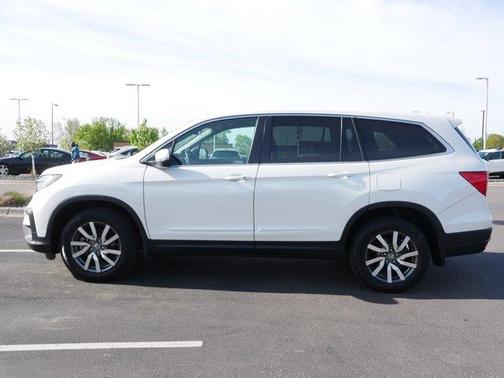 White Diamond Pearl 2019 Honda Pilot EX-L