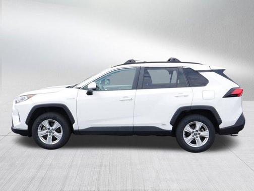 2020 Toyota RAV4 Hybrid XLE