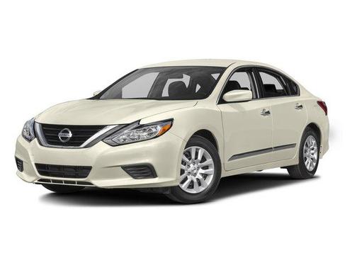 Gun Metallic 2016 Nissan Altima 2.5 SV