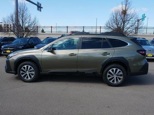 Autumn Green Metallic 2025 Subaru Outback Premium