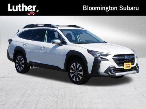 Crystal White Pearl 2025 Subaru Outback Touring XT