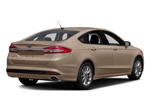 White Gold Metallic 2018 Ford Fusion SE