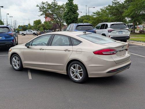 White Gold Metallic 2018 Ford Fusion SE