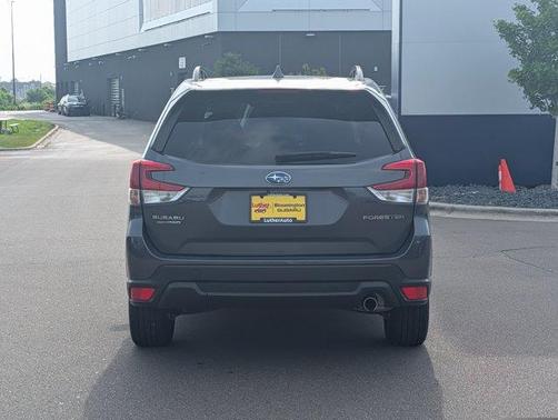 Magnetite Gray Metallic 2023 Subaru Forester 2.5i Limited