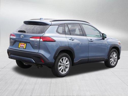 CELESTITE 2024 Toyota Corolla Cross LE
