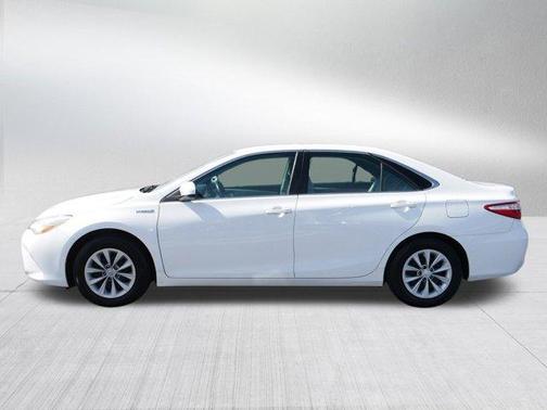 2017 Toyota Camry Hybrid LE
