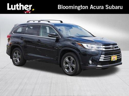 Midnight Black Metallic 2017 Toyota Highlander Limited Platinum
