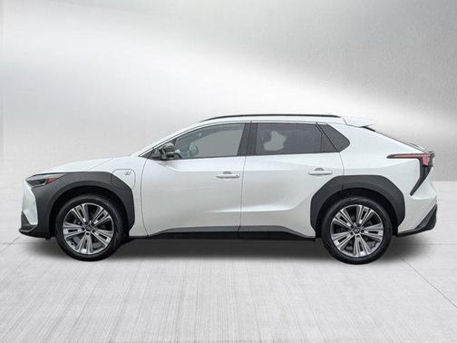 Cosmic White Pearl 2023 Subaru Solterra Touring