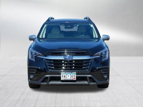 Crystal Black Silica 2023 Subaru Ascent Limited 7-Passenger