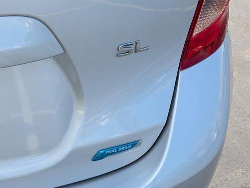Brilliant Silver Metallic 2014 Nissan Versa Note SV