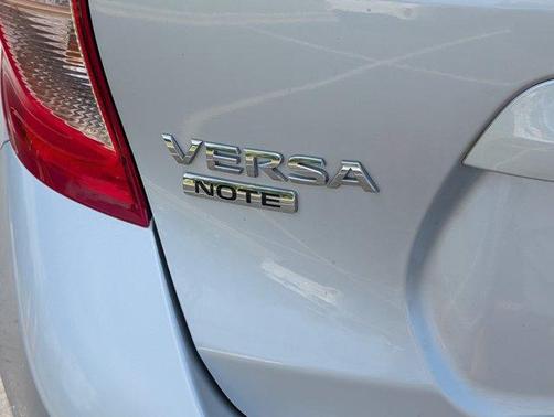 Brilliant Silver Metallic 2014 Nissan Versa Note SV