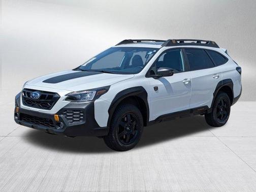 Crystal White Pearl 2024 Subaru Outback Wilderness