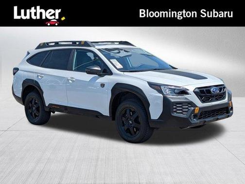 Crystal White Pearl 2024 Subaru Outback Wilderness
