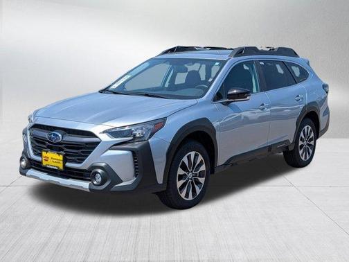 Ice Silver Metallic 2025 Subaru Outback Limited