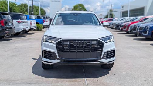 Glacier White Metallic 2023 Audi Q7 55 Premium Plus