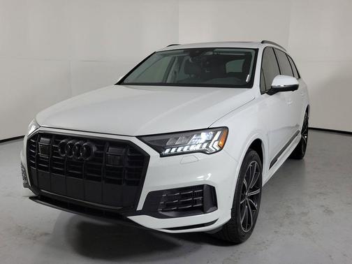 Glacier White Metallic 2023 Audi Q7 55 Premium Plus