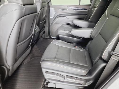 2022 Cadillac Escalade Sport