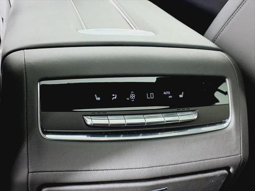 2022 Cadillac Escalade Sport