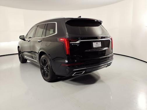 2025 Cadillac XT6 Premium Luxury FWD