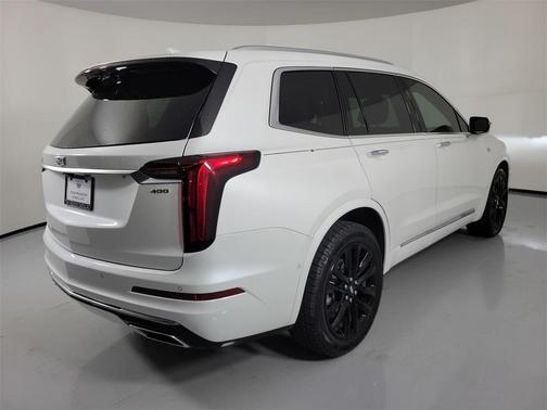 2023 Cadillac XT6 Premium Luxury FWD